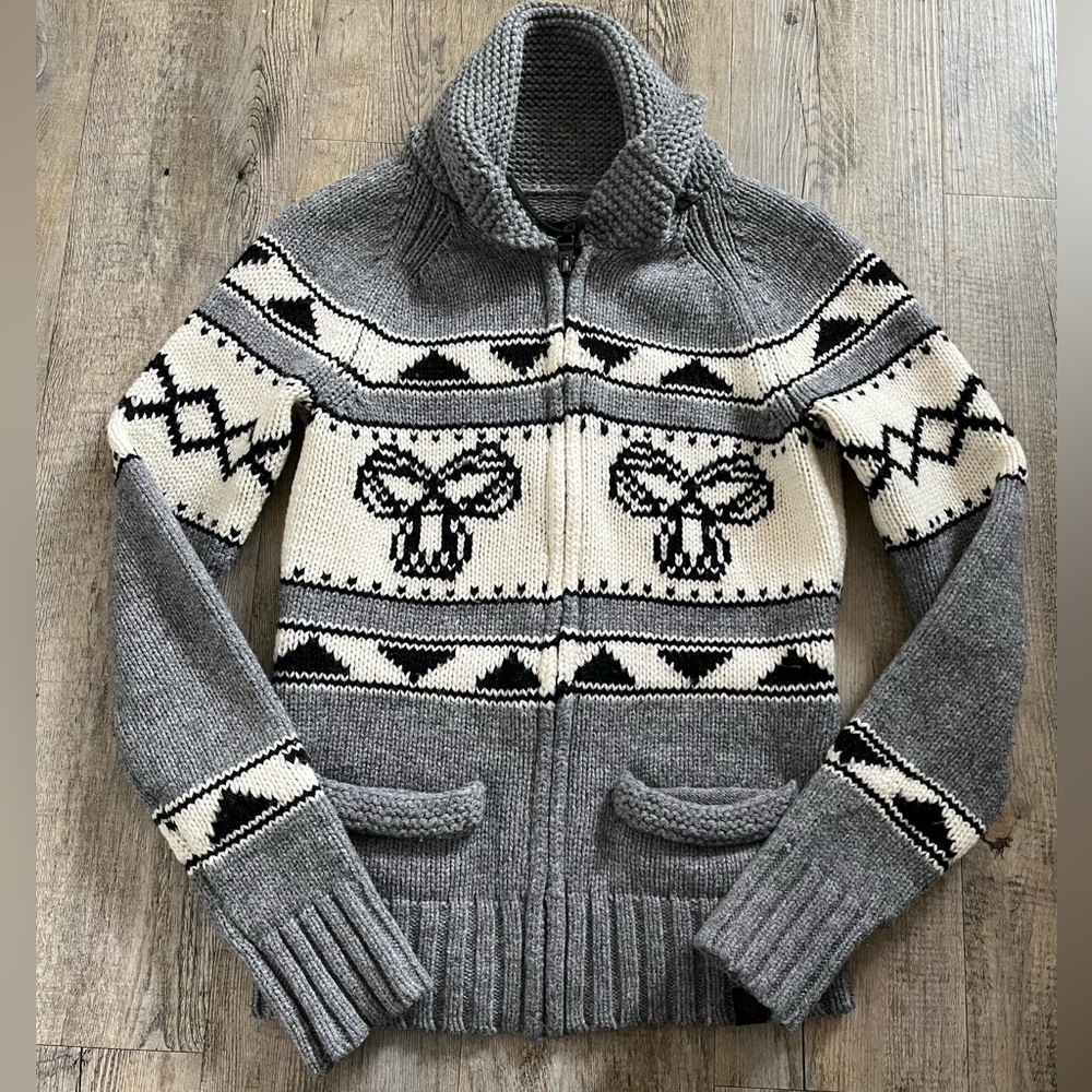 TNA 100% Lambswool Hoodie